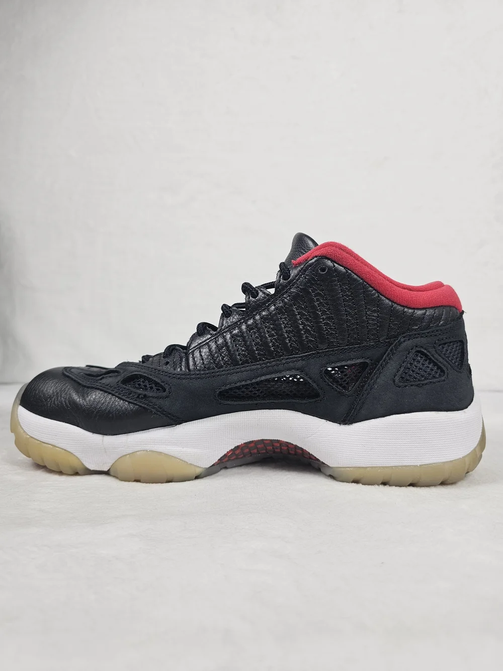Air Jordan 11 Retro Low IE Black True Red Bred 919712-023 Men's Size 9